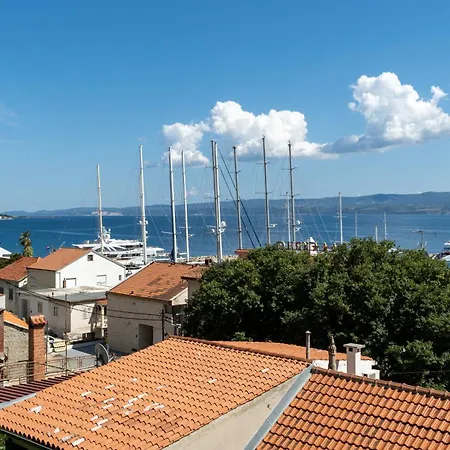 Apartman Kate Only 10 Meter From Near Split Jesenice (Split-Dalmatia)